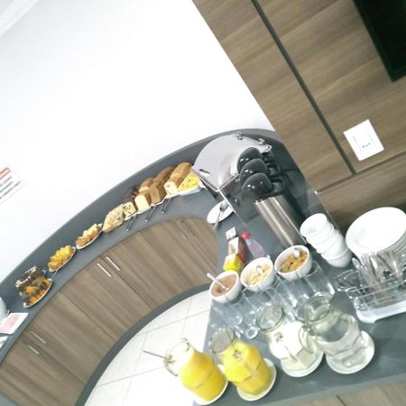 Hotel Mariluz Telêmaco Borba Buitenkant foto